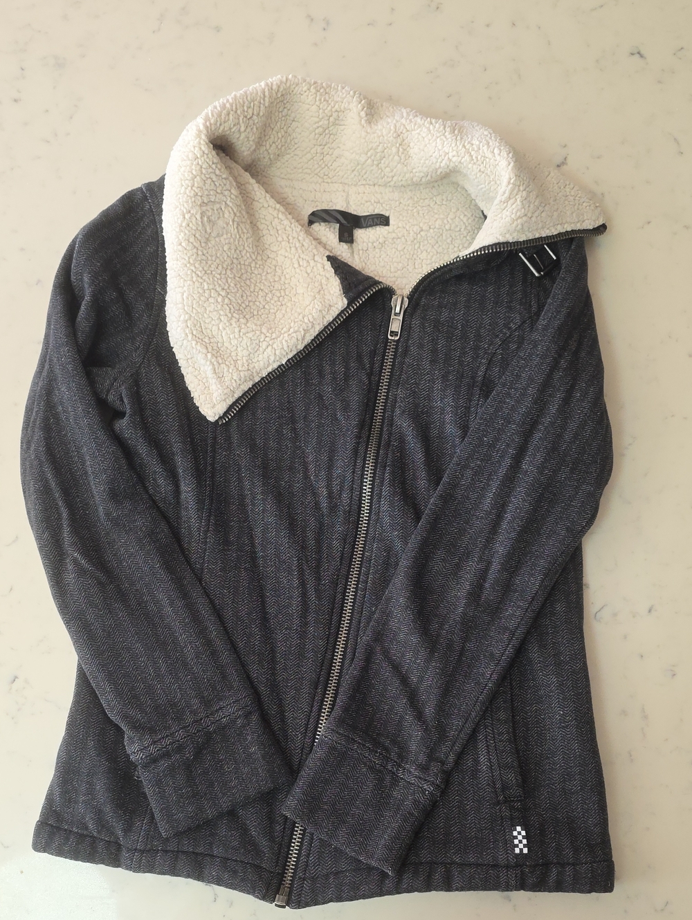 Vans Women's Charcoal Chevron Asymentrical Zip Sherpa Jacket with Cream Collar